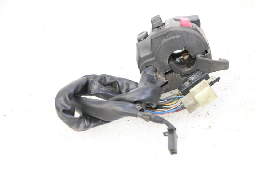 photo de COMMUTATORE SINISTRO YAMAHA XJN DIVERSION 600 (2000 - 2003) - Primo piano tecnico