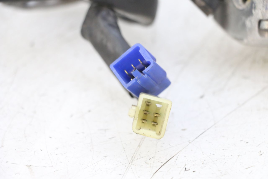 photo de COMMUTATORE SINISTRO YAMAHA XVS DRAG STAR DRAGSTAR 650 (1997 - 2007) - Dettagli dei punti di fissaggio