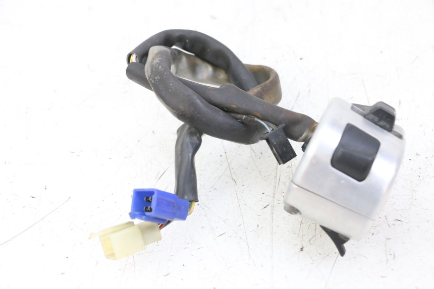 photo de COMMUTATORE SINISTRO YAMAHA XVS DRAG STAR DRAGSTAR 650 (1997 - 2007) - Ricambio usato controllato