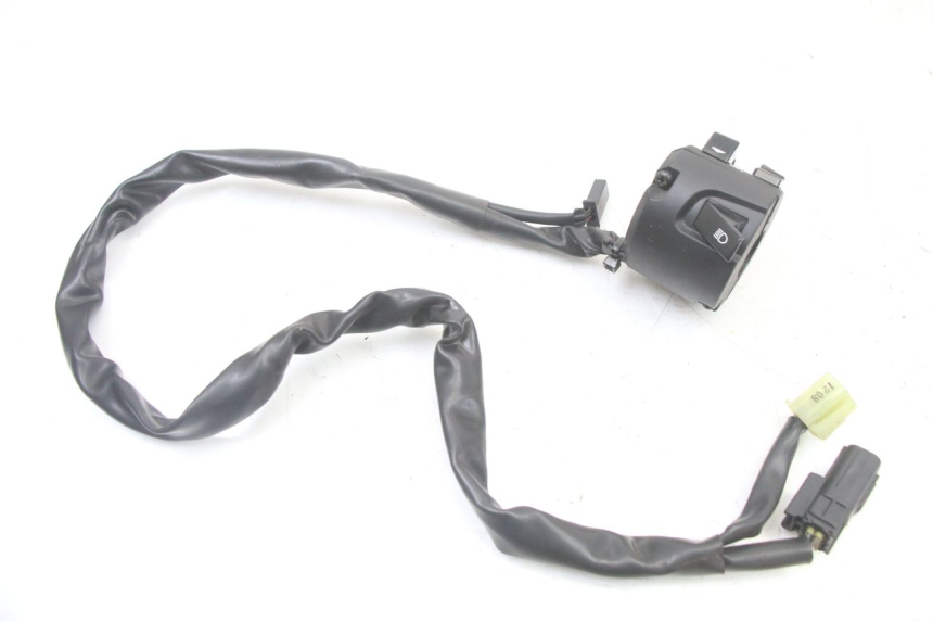 photo de COMMUTATORE SINISTRO YAMAHA TRACER 7 700 (2020 - 2024) - Altra angolazione