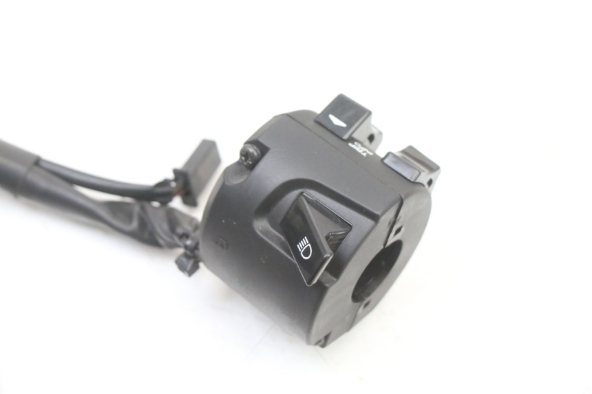 photo de COMMUTATORE SINISTRO YAMAHA TRACER 7 700 (2020 - 2024) - Primo piano tecnico