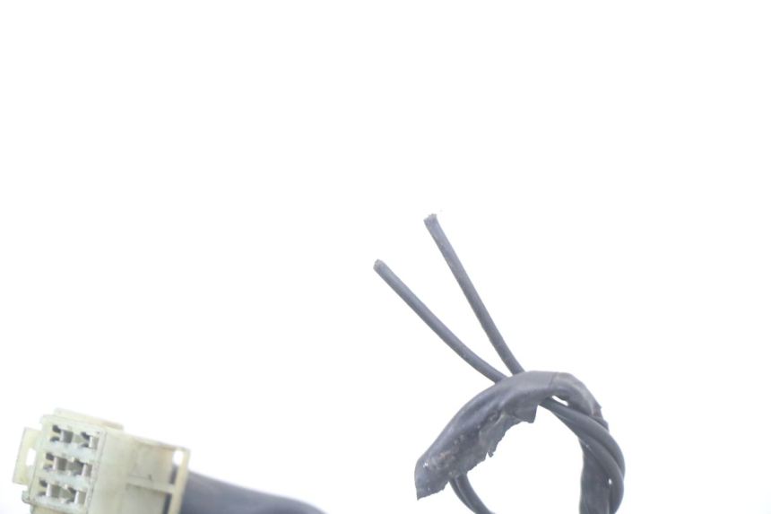 photo de COMMUTATORE SINISTRO YAMAHA X-MAX XMAX ABS 250 (2010 - 2014) - Caratteristiche distintive