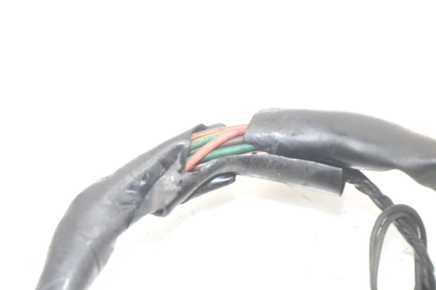 photo de COMMUTATORE SINISTRO YAMAHA X-MAX XMAX ABS 250 (2010 - 2014) - Stato della superficie e materiale