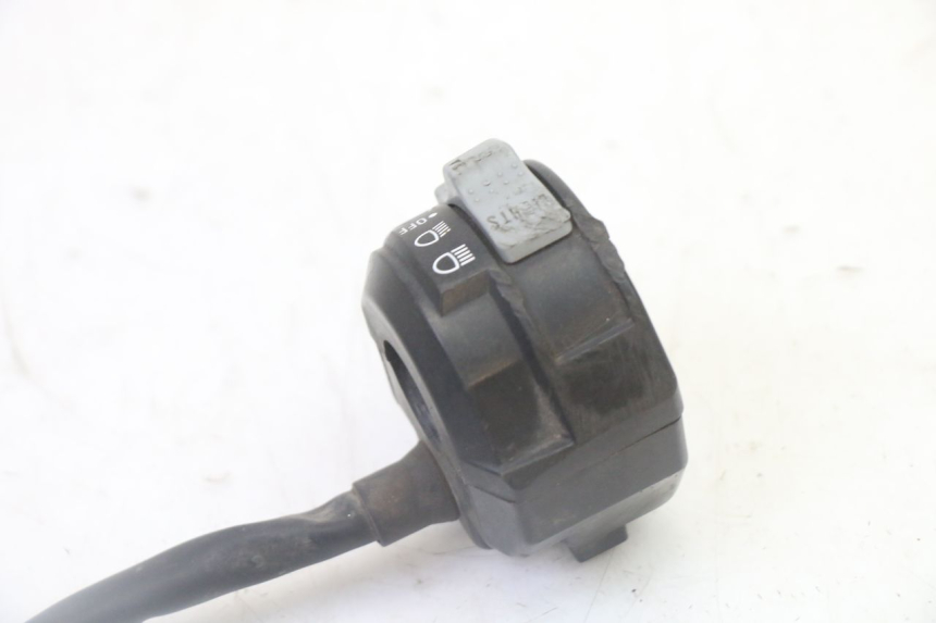 photo de COMMUTATORE SINISTRO YAMAHA YFM R RAPTOR 250 (2008 - 2014) - Primo piano tecnico