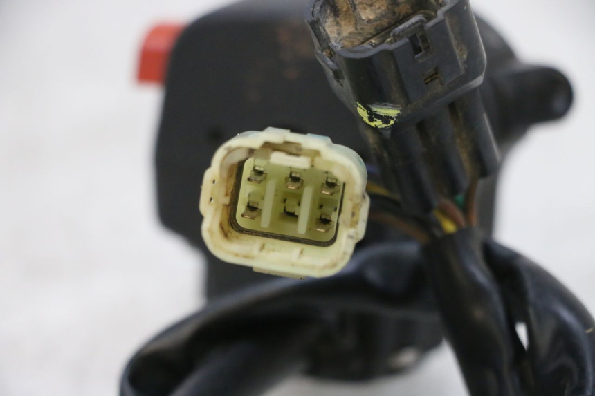 photo de COMMUTATORE SINISTRO YAMAHA YFM R RAPTOR 250 (2008 - 2014) - Vista d'insieme del prodotto