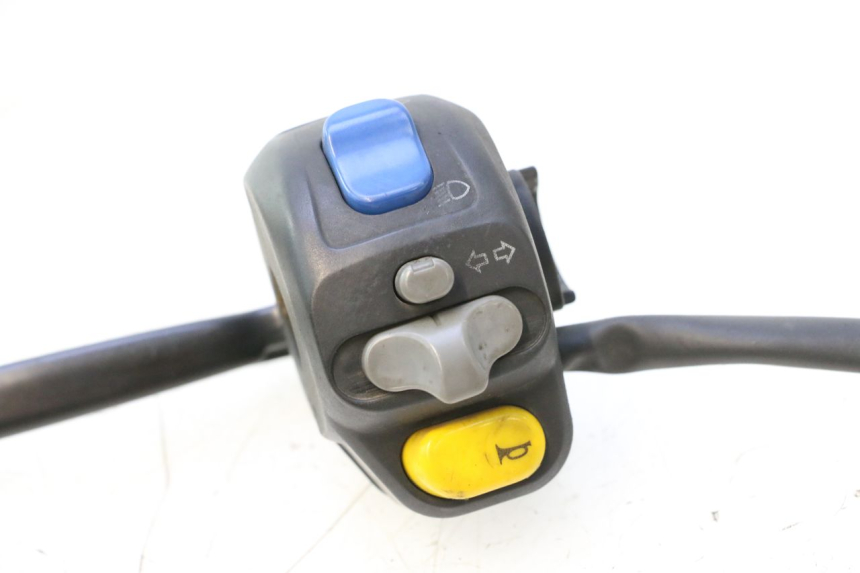 photo de COMANDO SINISTRO YAMAHA YP MAJESTY 125 (1998 - 2001) - Dettaglio del componente