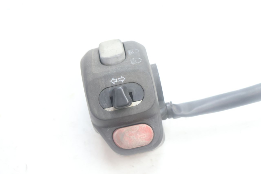 photo de COMANDO SINISTRO YAMAHA YP MAJESTY 125 (2002 - 2006) - Dettaglio del componente