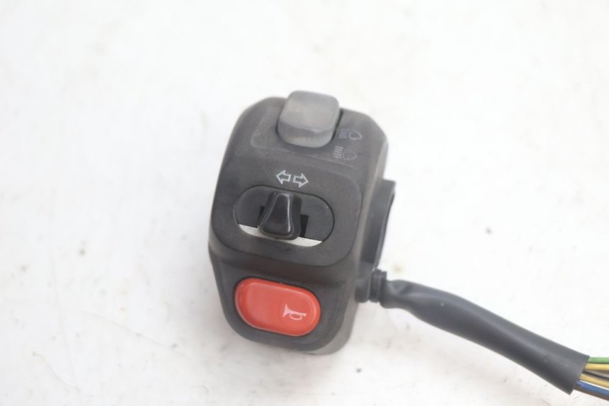 photo de COMANDO SINISTRO YAMAHA YP MAJESTY 125 (2002 - 2006) - Dettaglio del componente