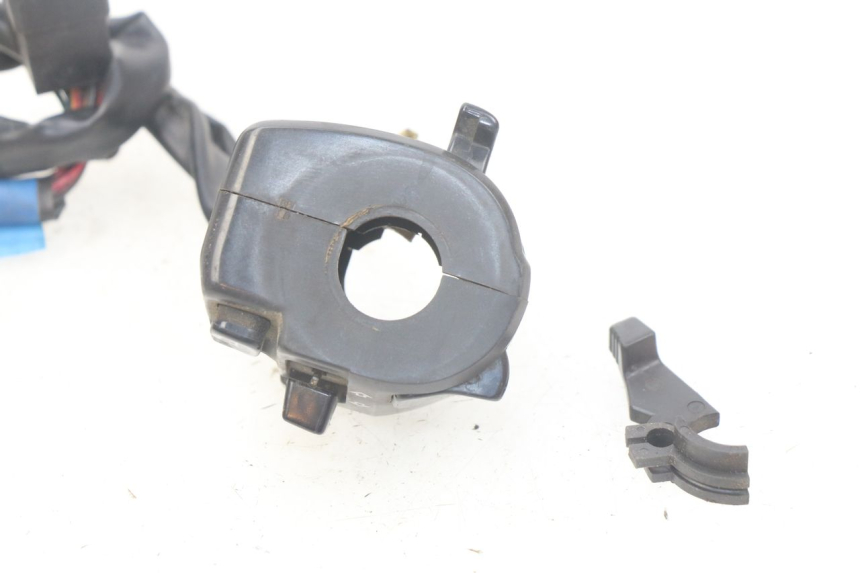 photo de COMANDO SINISTRO KAWASAKI Z S 750 (2003 - 2006) - Dettaglio del componente