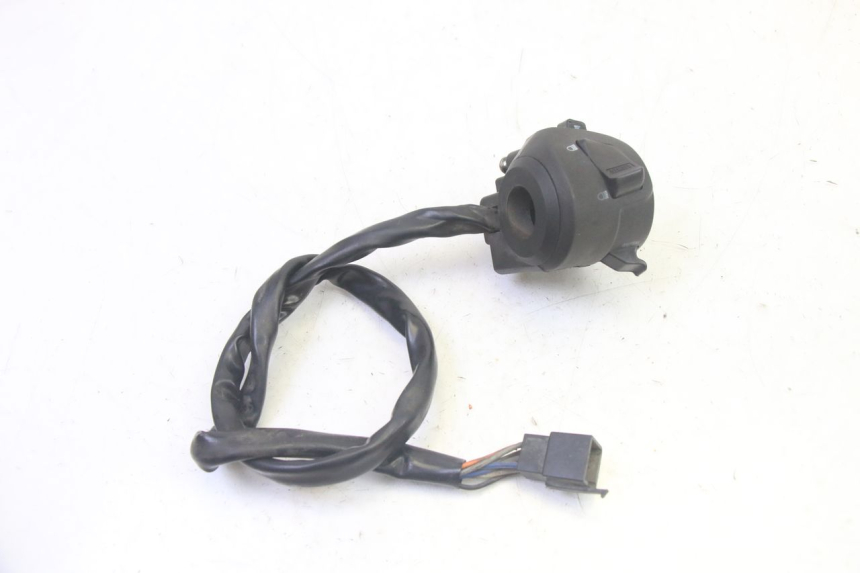 photo de COMMUTATORE SINISTRO KYMCO ZING 125 (1997 - 2003) - Zoom sullo stato d'uso