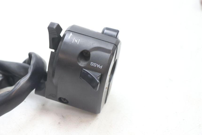 photo de COMMUTATORE SINISTRO KAWASAKI ZX-6R ZX6R 600 (2000 - 2002) - Altra angolazione