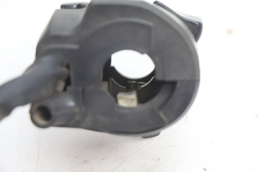 photo de MANUBRIO SINISTRO KAWASAKI ZX-6R ZX6R 600 (1995 - 1997) - Primo piano tecnico