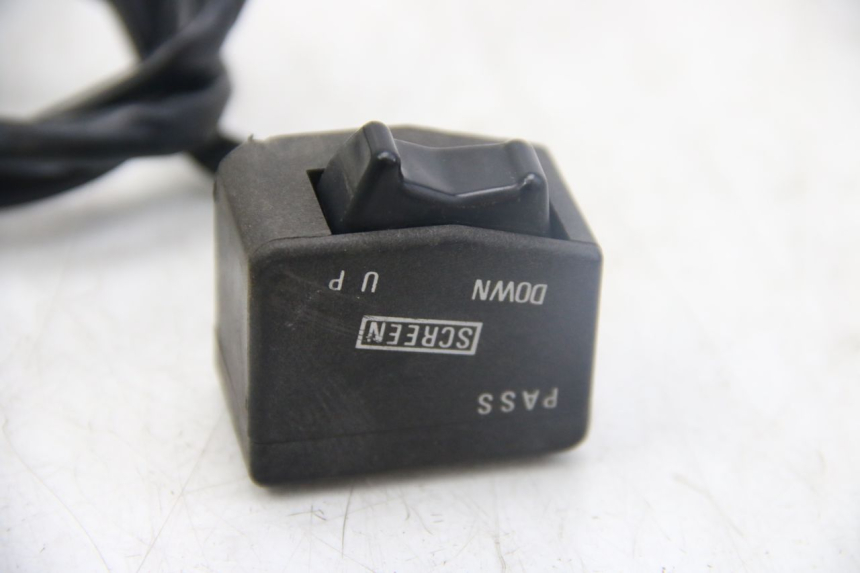 photo de COMANDO SUZUKI GSX-F GSX  F 1100 (1988 - 1994) - Dettaglio del componente