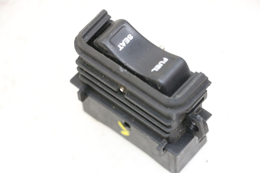 photo de COMMUTATORE HONDA PCX (JF57/JF64) 125 (2014 - 2018) - Vista principale