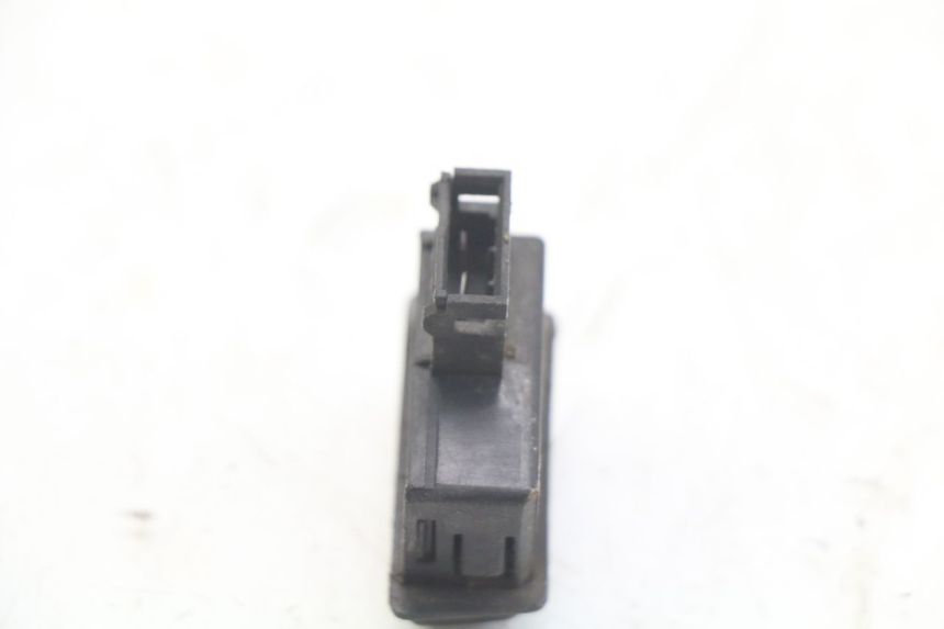 photo de COMANDO CLACSON KYMCO LIKE 4T 50 (2009 - 2018) - Zoom sullo stato d'uso