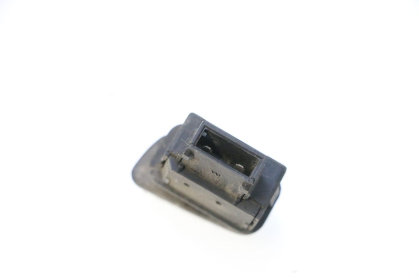 photo de COMMUTATORE CLACSON PIAGGIO MP3 125 (2006 - 2014) - Altra angolazione