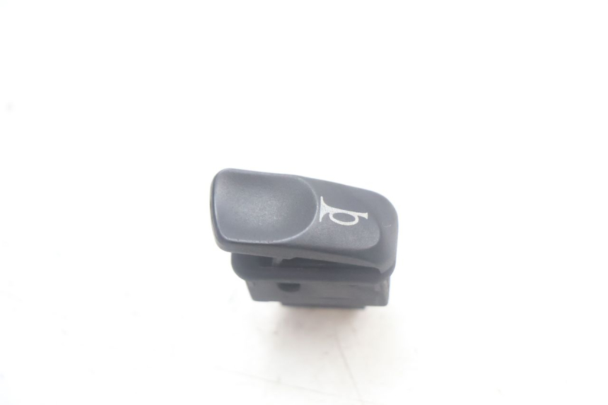 photo de COMMUTATORE CLACSON PIAGGIO MP3 125 (2006 - 2014) - Vista principale