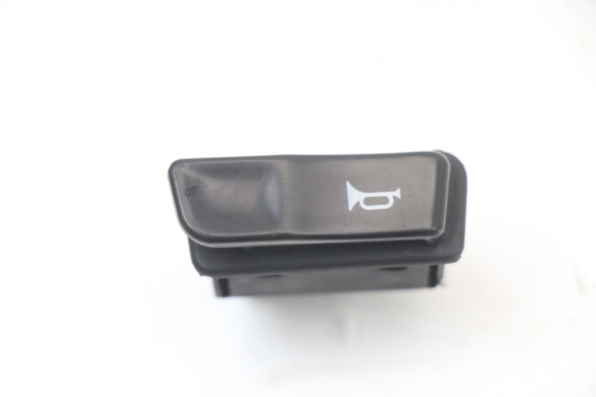 photo de COMMUTATORE CLACSON MBK OVETTO ONE 2T 50 (2013 - 2017) - Dettaglio del componente