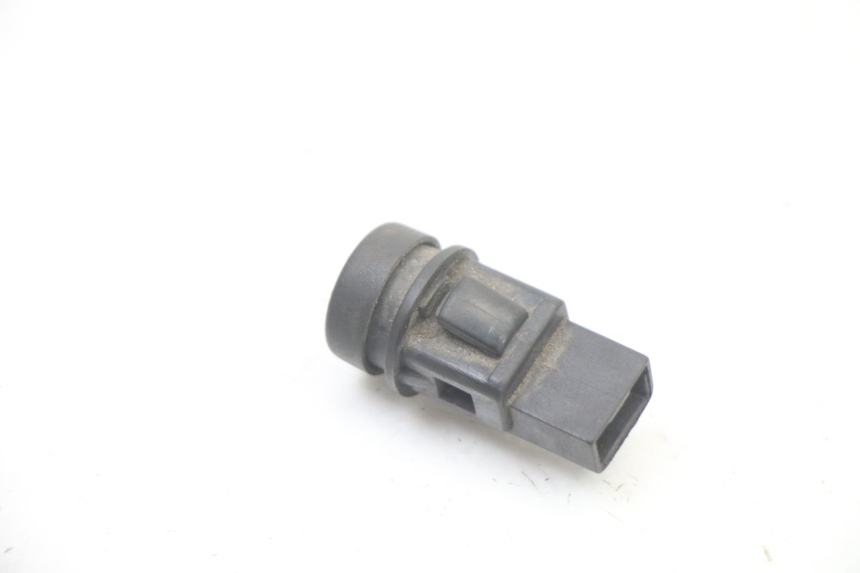 photo de COMANDO CLACSON PIAGGIO VESPA GRANTURISMO 125 (2003 - 2007) - Zoom sullo stato d'uso