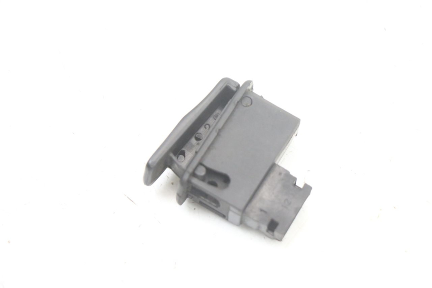 photo de COMANDO CLACSON HONDA SCV LEAD 100 (2003 - 2007) - Zoom sullo stato d'uso