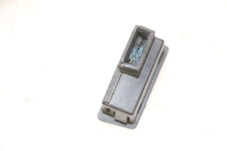 photo de COMANDO CLACSON PEUGEOT TWEET 4T 50 (2018 - 2022) - Dettaglio del componente