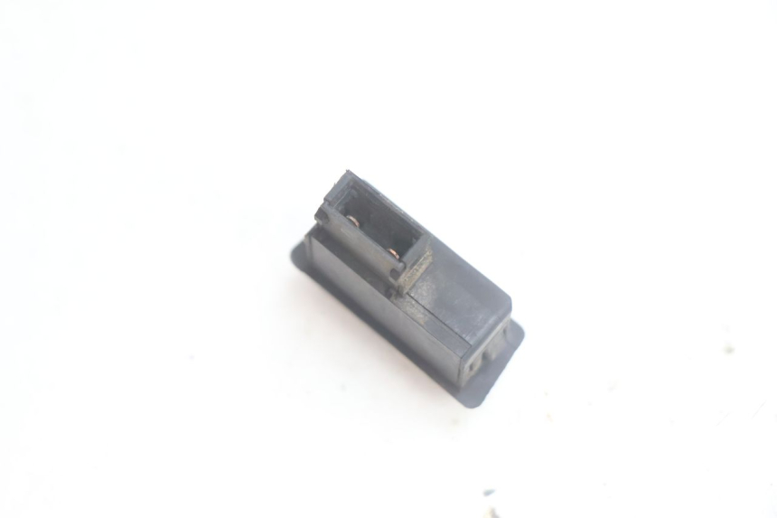 photo de COMANDO CLACSON YAMAHA XMAX X-MAX 125 (2006 - 2009) - Altra angolazione