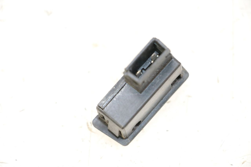 photo de COMANDO CLACSON SYM X-PRO 4T 50 (2014 - 2021) - Dettaglio del componente