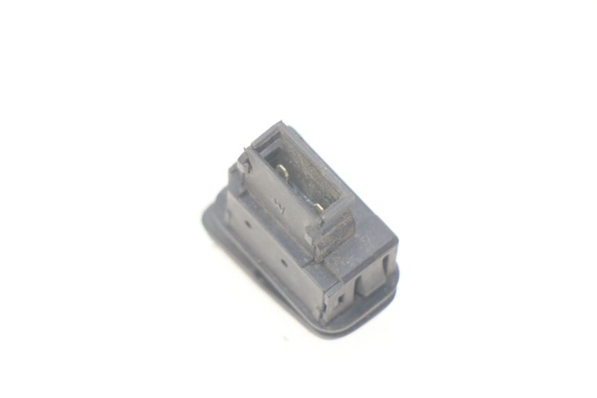 photo de COMANDO CLACSON PIAGGIO X7 125 (2007 - 2013) - Dettaglio del componente