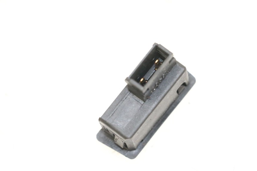 photo de COMMUTATORE CLACSON YAMAHA YN NEO'S 50 (1997 - 2004) - Dettaglio del componente