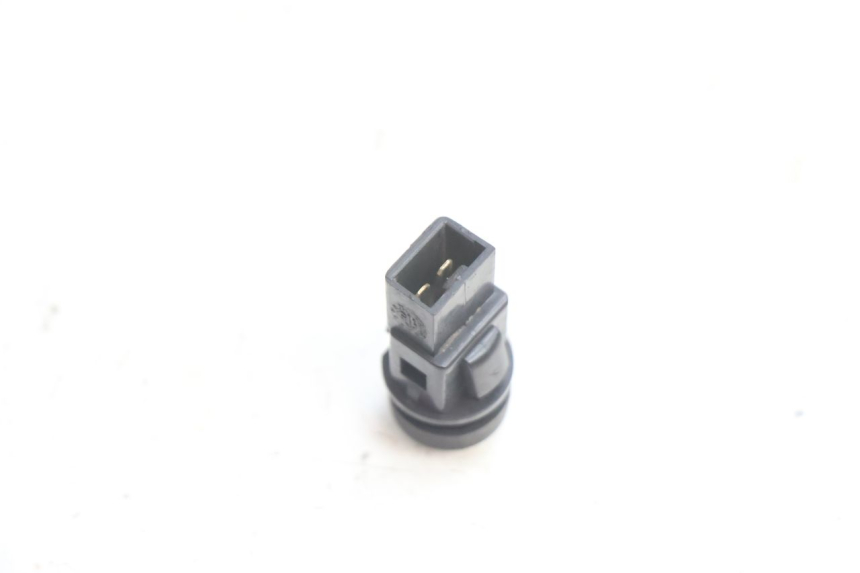 photo de COMANDO CLACSON PIAGGIO ZIP 2T 50 (2009 - 2019) - Altra angolazione