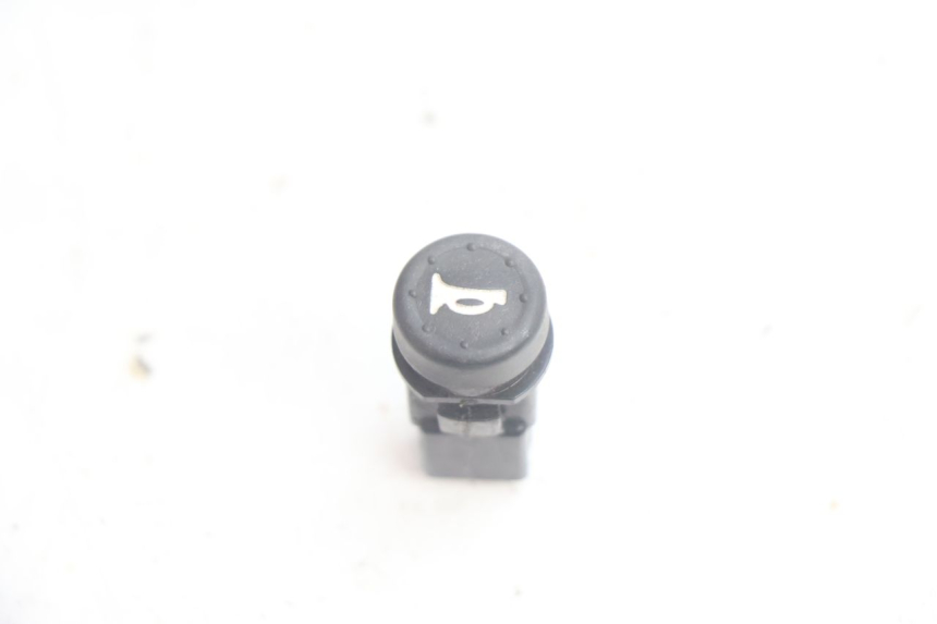 photo de COMMUTATORE CLACSON PIAGGIO ZIP IGET 4T 50 (2021 - 2023) - Vista principale