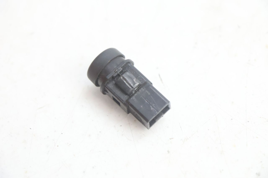 photo de COMMUTATORE CLACSON PIAGGIO ZIP IGET 4T 50 (2021 - 2023) - Zoom sullo stato d'uso