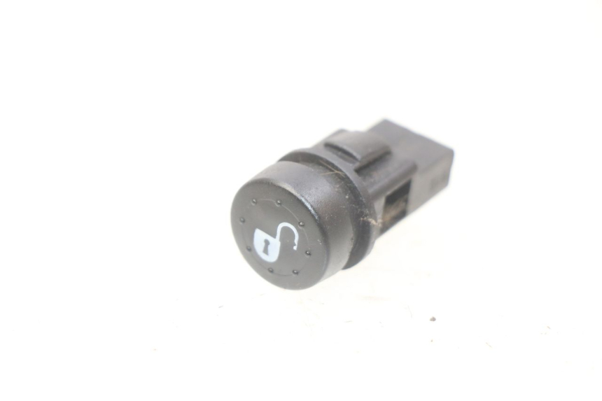 photo de COMMODO PIAGGIO LIBERTY IGET 4T 50 (2015 - 2020) - Dettaglio del componente