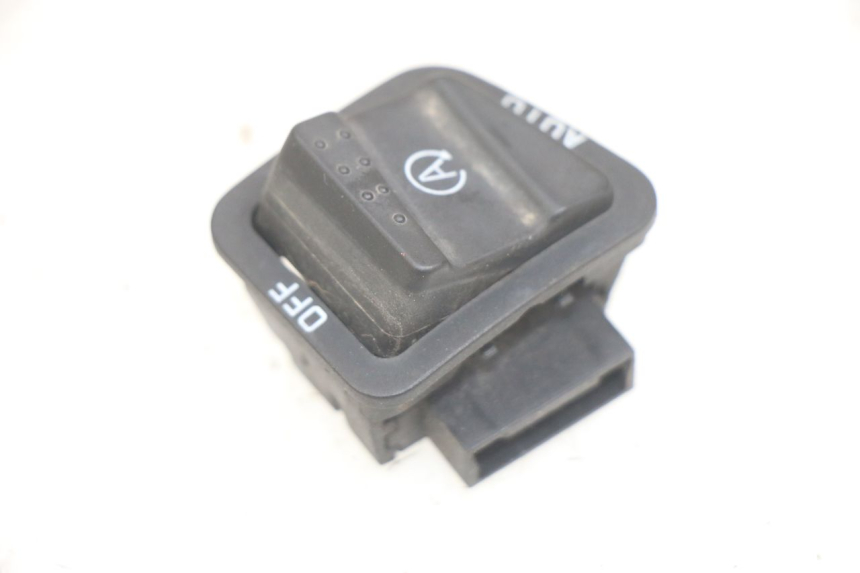 photo de COMMODO PIAGGIO MEDLEY 125 (2016 - 2023) - Dettagli dei punti di fissaggio