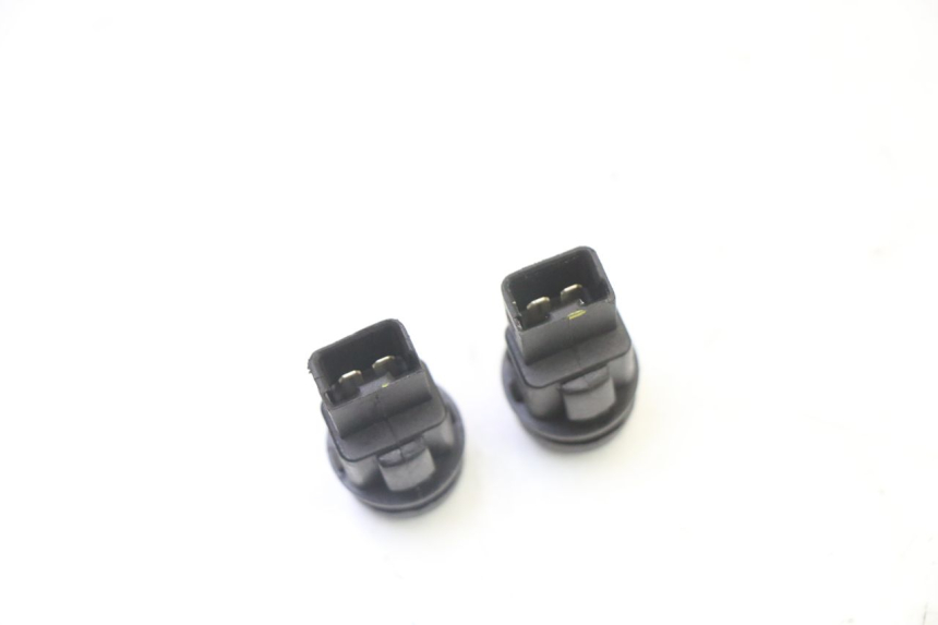 photo de COMMUTATORE PIAGGIO MP3 HPE 310 (2024 - 2025) - Altra angolazione