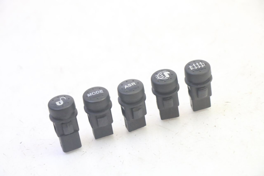 photo de COMMUTATORE PIAGGIO MP3 HPE 350 (2018 - 2020) - Dettaglio del componente