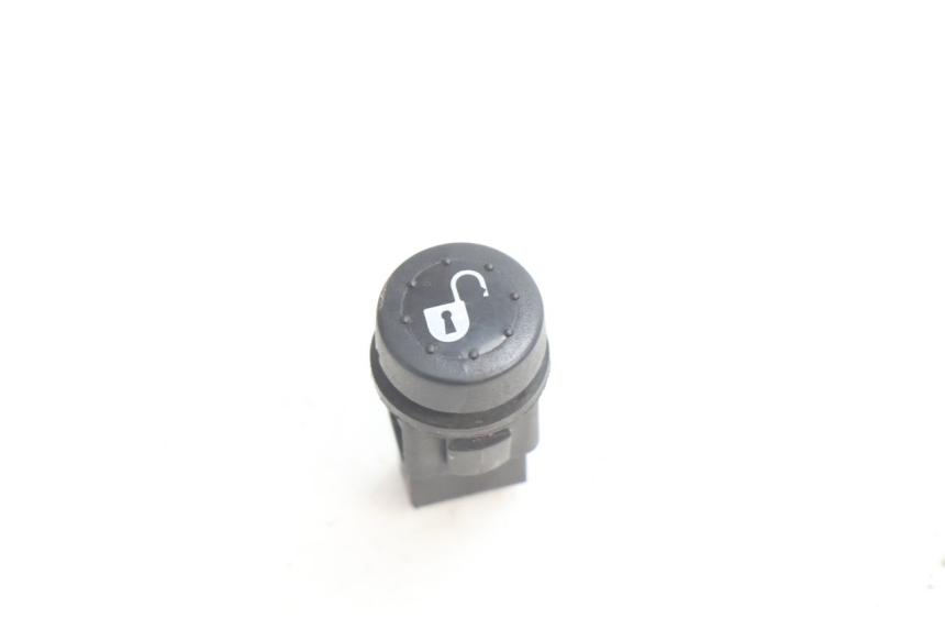 photo de COMANDO APERTURA SELLA PIAGGIO LIBERTY IGET 4T 50 (2021 - 2025) - Vista principale