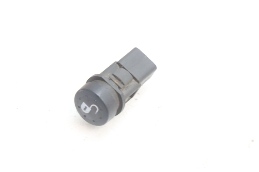 photo de COMANDO APERTURA SELLA PIAGGIO LIBERTY IGET 4T 50 (2021 - 2025) - Dettaglio del componente