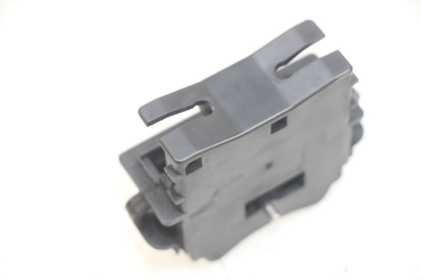 photo de COMMODO HONDA PCX (JF47) 125 (2012 - 2013) - Zoom sullo stato d'uso