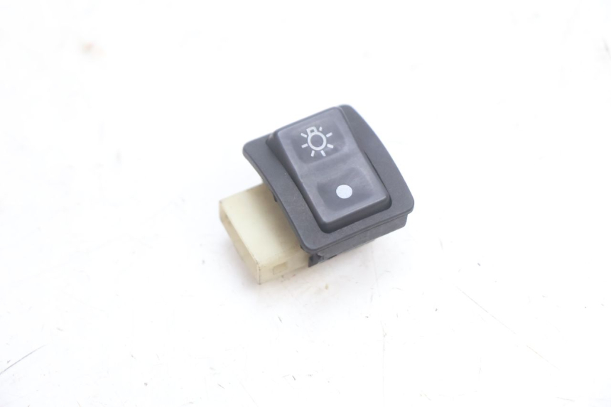 photo de COMMUTATORE LUCI PEUGEOT BUXY 50 (1993 - 1998) - Dettaglio del componente