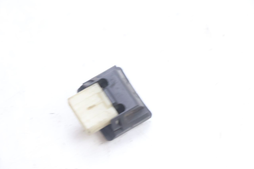 photo de COMMUTATORE LUCI PEUGEOT BUXY 50 (1993 - 1998) - Altra angolazione