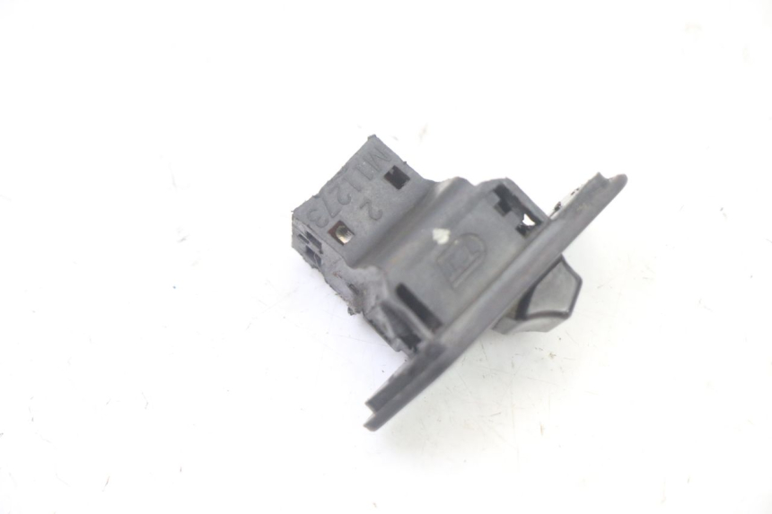 photo de COMMUTATORE LUCI SYM FIDDLE 125 (2008 - 2010) - Altra angolazione