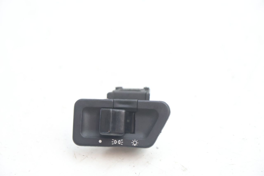 photo de COMMUTATORE LUCI KYMCO MOVIE S 125 (2009 - 2018) - Vista principale