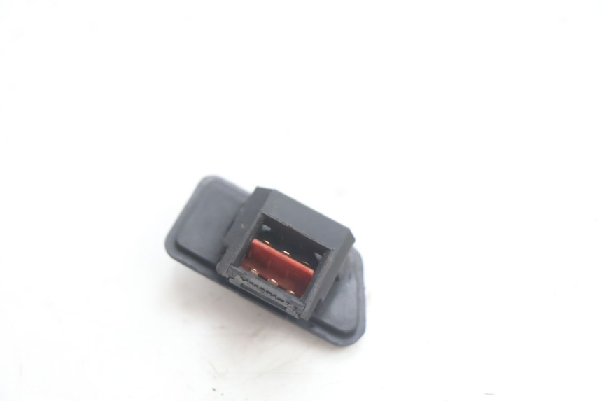 photo de COMMUTATORE LUCI KYMCO MOVIE S 125 (2009 - 2018) - Primo piano tecnico