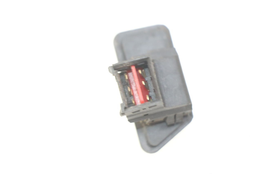 photo de COMANDO LUCE EUROCKA VIRTUALITY GT 4T 50 (2011 - 2017) - Dettaglio del componente