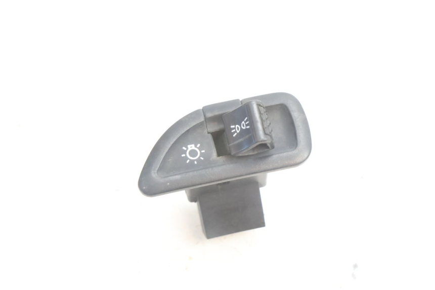 photo de COMMUTATORE LUCI PIAGGIO X9 AMALFI 180 (2000 - 2003) - Vista principale