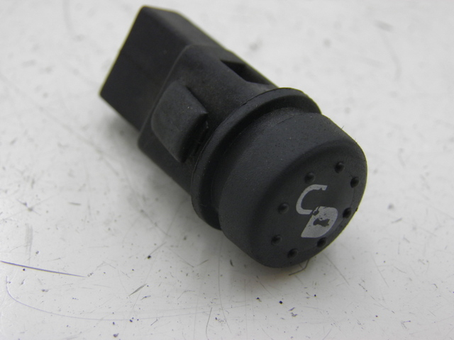 photo de COMANDO PIAGGIO BEVERLY 125 (1998 - 2005) - Vista principale