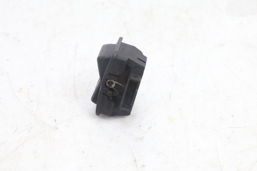 photo de COMANDO LUCE ALTA HONDA FES PANTHEON 2T 125 (1998 - 2002) - Primo piano tecnico