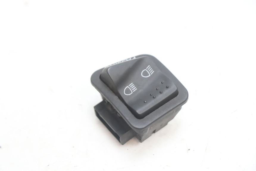 photo de COMMUTATORE LUCI PIAGGIO MP3 LT 300 (2010 - 2016) - Dettaglio del componente