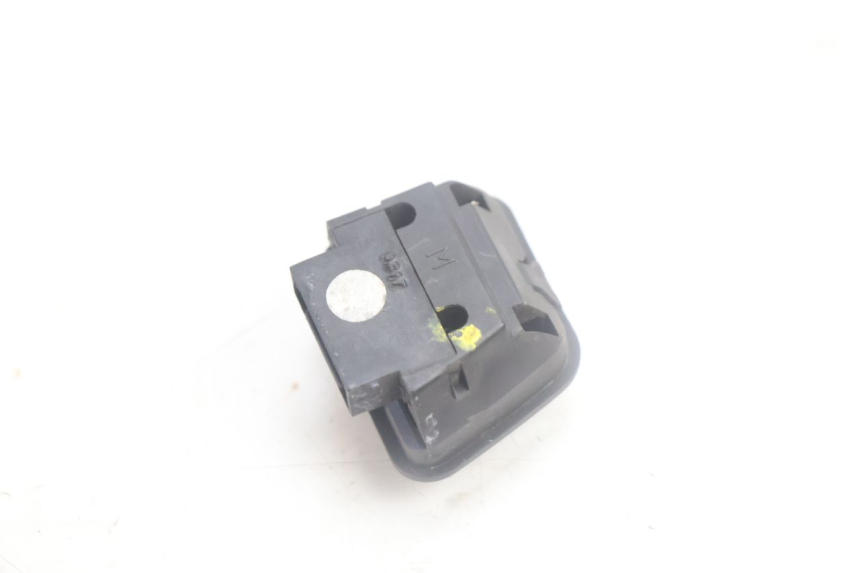 photo de COMMUTATORE LUCI PIAGGIO MP3 500 (2016 - 2018) - Altra angolazione